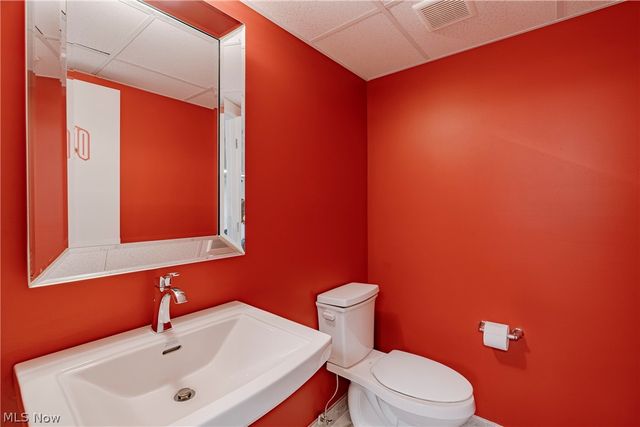 455 Dornoch Lane, Highland Heights, OH 44143
