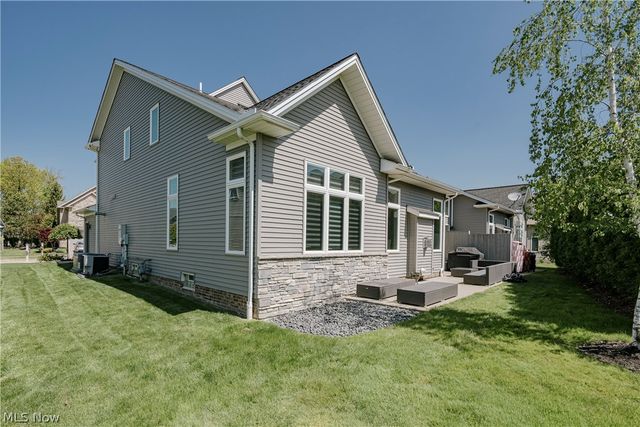 455 Dornoch Lane, Highland Heights, OH 44143