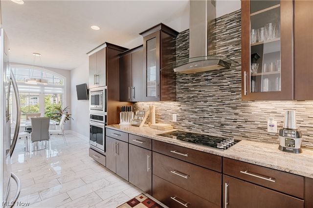 455 Dornoch Lane, Highland Heights, OH 44143