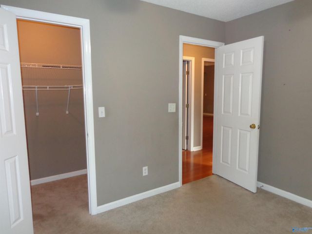 902 Bellemeade Street, Hartselle, AL 35640