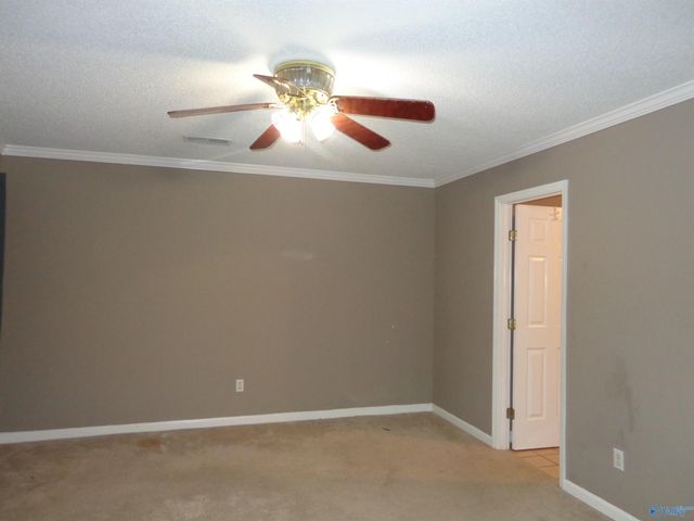 902 Bellemeade Street, Hartselle, AL 35640