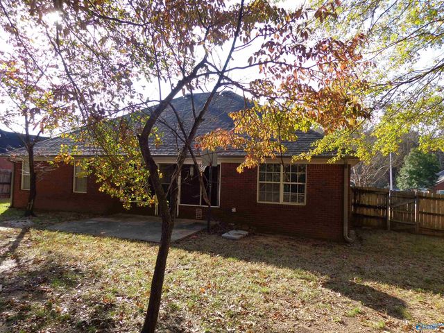 902 Bellemeade Street, Hartselle, AL 35640