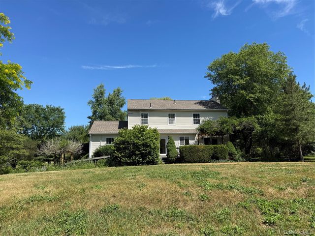 28 Church Farm Road, Gardiner, NY 12525