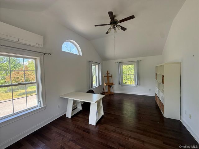 28 Church Farm Road, Gardiner, NY 12525