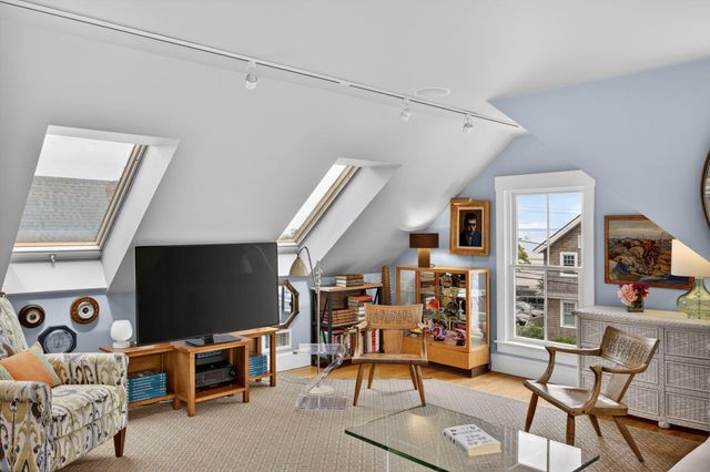 48 Commercial Street Unit 4, Provincetown, MA 02657