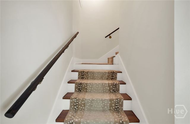 208 E 48th Street, Savannah, GA 31405