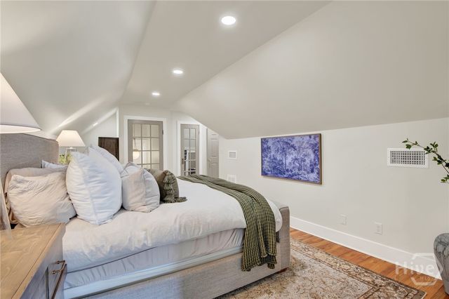 208 E 48th Street, Savannah, GA 31405