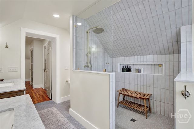 208 E 48th Street, Savannah, GA 31405