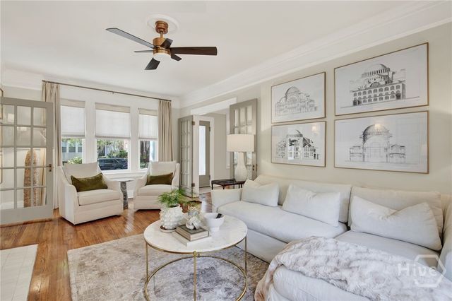208 E 48th Street, Savannah, GA 31405