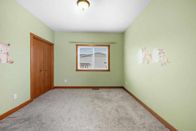 3425 NE 8th ST, Minot, ND 58703