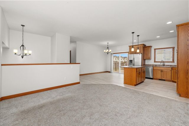 3425 NE 8th ST, Minot, ND 58703