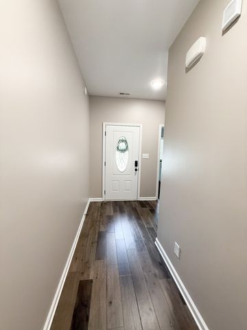 1727 Oak Forest Dr, Clarksville, TN 37043