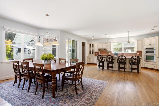 11 Grace Lane, Huntington, NY 11743