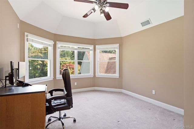 11 Grace Lane, Huntington, NY 11743