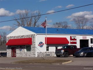 5159 Fenton Road, Flint, MI 48507