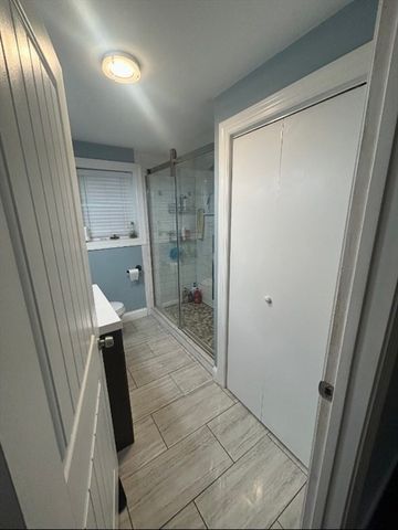 1389 Main St, Lynnfield, MA 01940