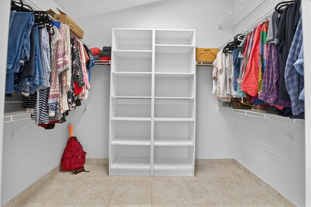 9275 SE Mercury Street, Hobe Sound, FL 33455