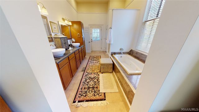 648 N CLAYTON Street, Montgomery, AL 36104