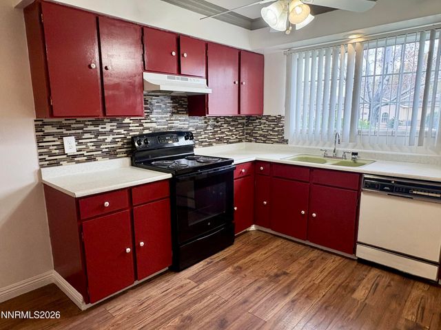 299 Smithridge Park, Reno, NV 89502