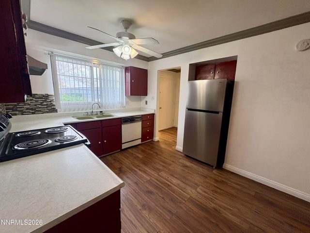 299 Smithridge Park, Reno, NV 89502