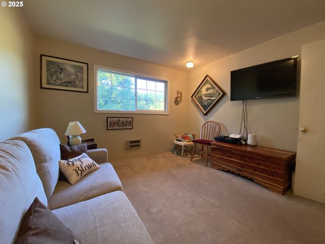 23801 Ne MUNCTON Dr, Yacolt, WA 98675