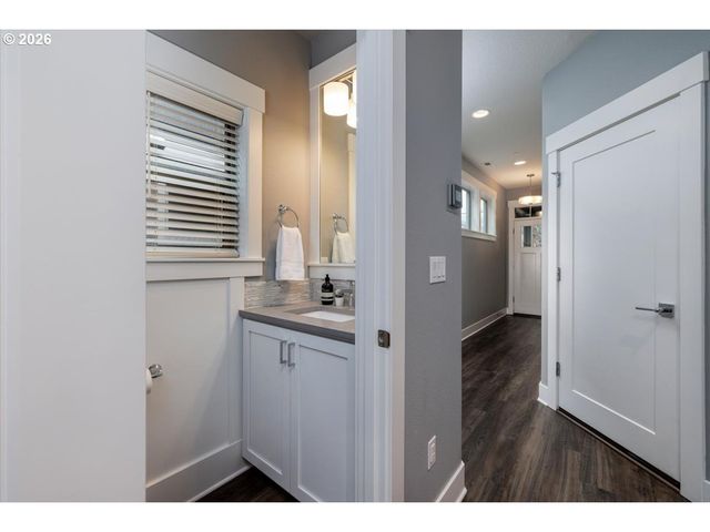 3963 Se 36TH Ave, Portland, OR 97202