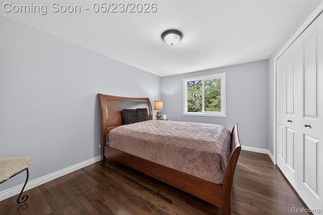 30935 Perrys Crossing, Farmington Hills, MI 48331