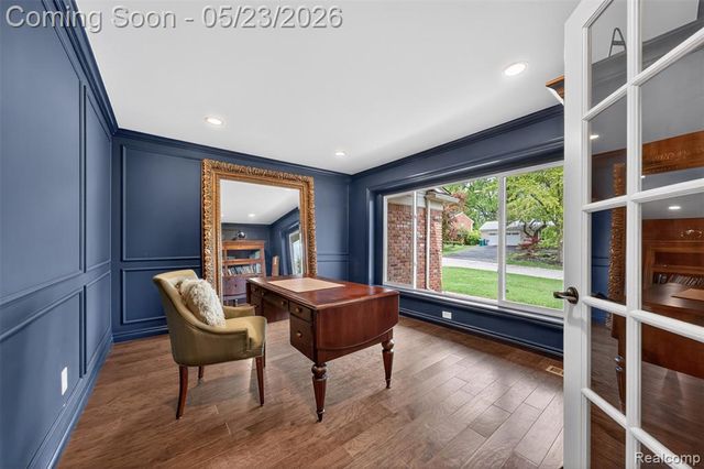 30935 Perrys Crossing, Farmington Hills, MI 48331