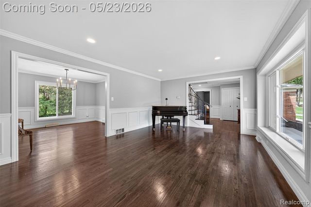 30935 Perrys Crossing, Farmington Hills, MI 48331