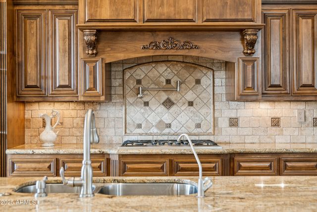 5900 S GEMSTONE Drive, Chandler, AZ 85249