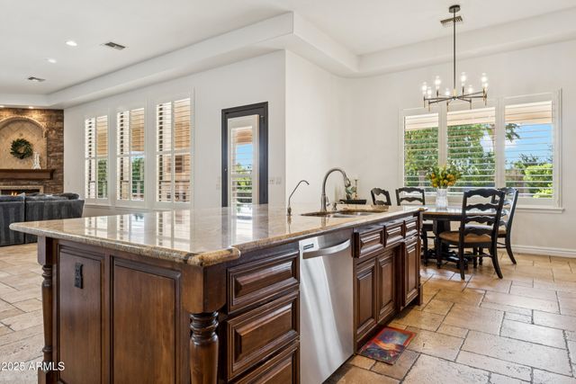 5900 S GEMSTONE Drive, Chandler, AZ 85249