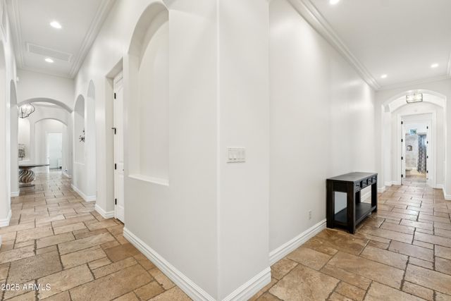 5900 S GEMSTONE Drive, Chandler, AZ 85249