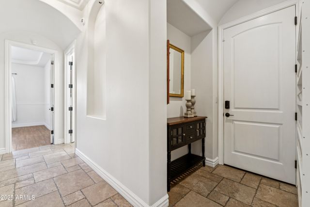 5900 S GEMSTONE Drive, Chandler, AZ 85249