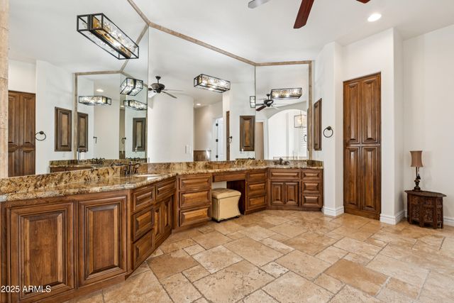 5900 S GEMSTONE Drive, Chandler, AZ 85249