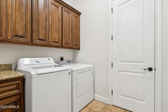 5900 S GEMSTONE Drive, Chandler, AZ 85249