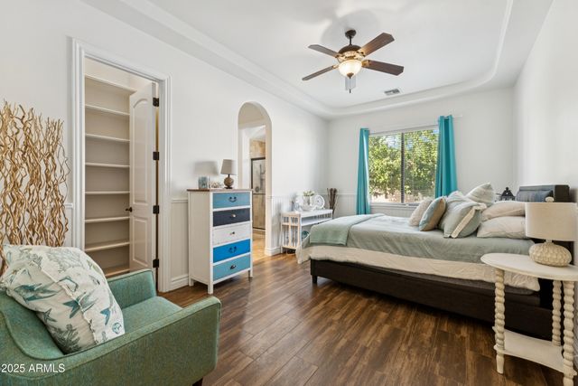 5900 S GEMSTONE Drive, Chandler, AZ 85249