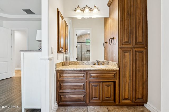 5900 S GEMSTONE Drive, Chandler, AZ 85249