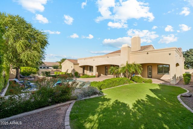 5900 S GEMSTONE Drive, Chandler, AZ 85249