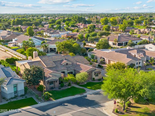 5900 S GEMSTONE Drive, Chandler, AZ 85249