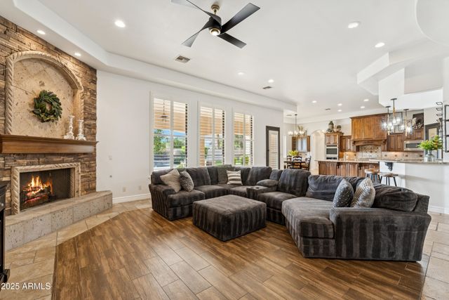 5900 S GEMSTONE Drive, Chandler, AZ 85249