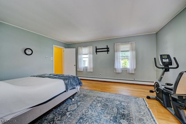 10 Thompson St, Newton Town, NJ 07860
