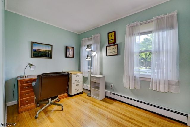 10 Thompson St, Newton Town, NJ 07860