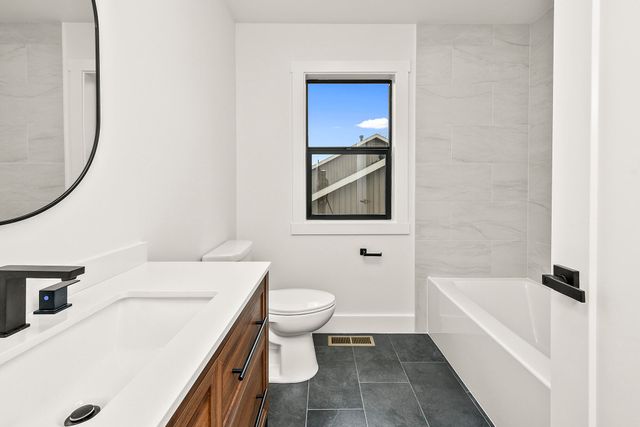 3481 N Marwin Avenue, Springfield, MO 65803