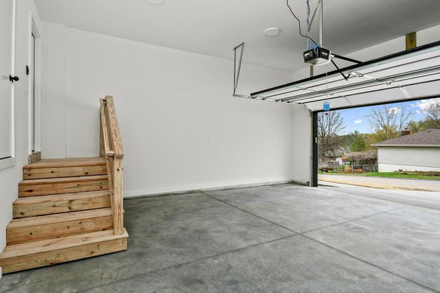 3481 N Marwin Avenue, Springfield, MO 65803