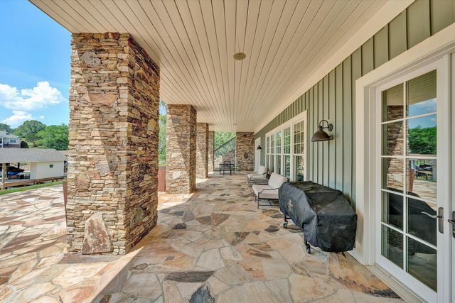 332 Saddleridge DR, Penhook, VA 24137