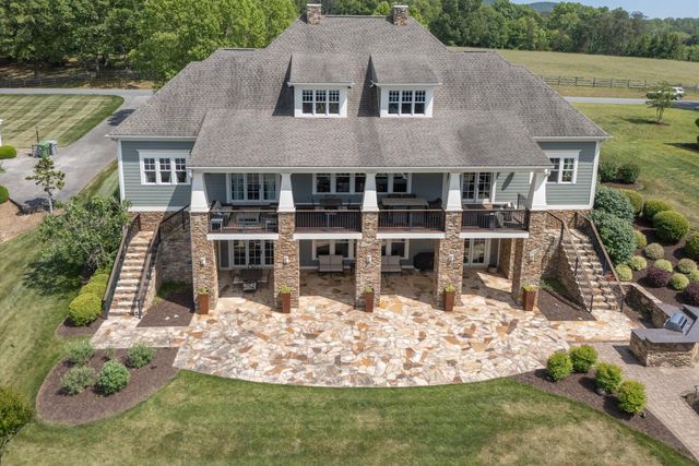 332 Saddleridge DR, Penhook, VA 24137
