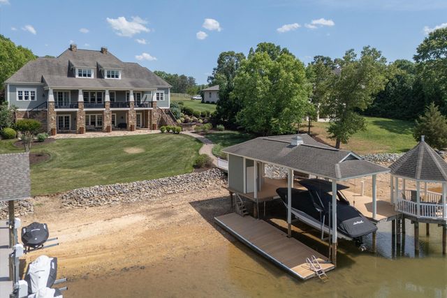 332 Saddleridge DR, Penhook, VA 24137