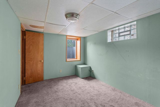 1980 Stanford Avenue, Saint Paul, MN 55105