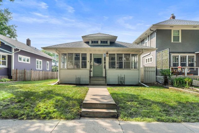 1980 Stanford Avenue, Saint Paul, MN 55105