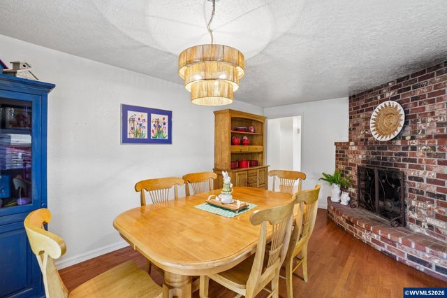 4682 Happy Dr NE, Salem, OR 97305